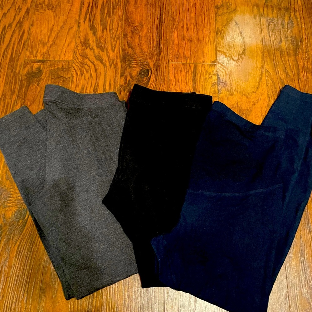 Old navy leggings, maternity size medium